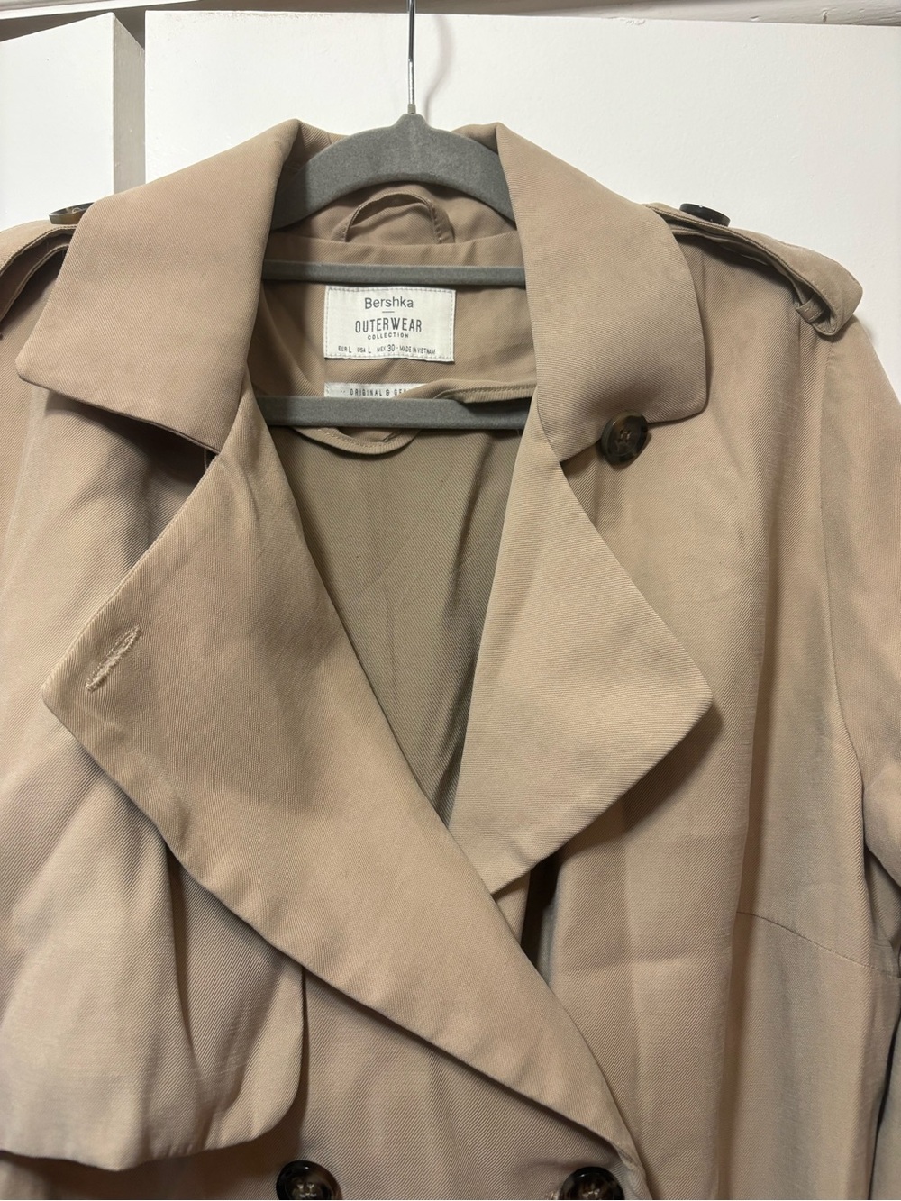 Bershka Large Tan Double-Breasted Belted Trench Coat - Picture 4 of 6